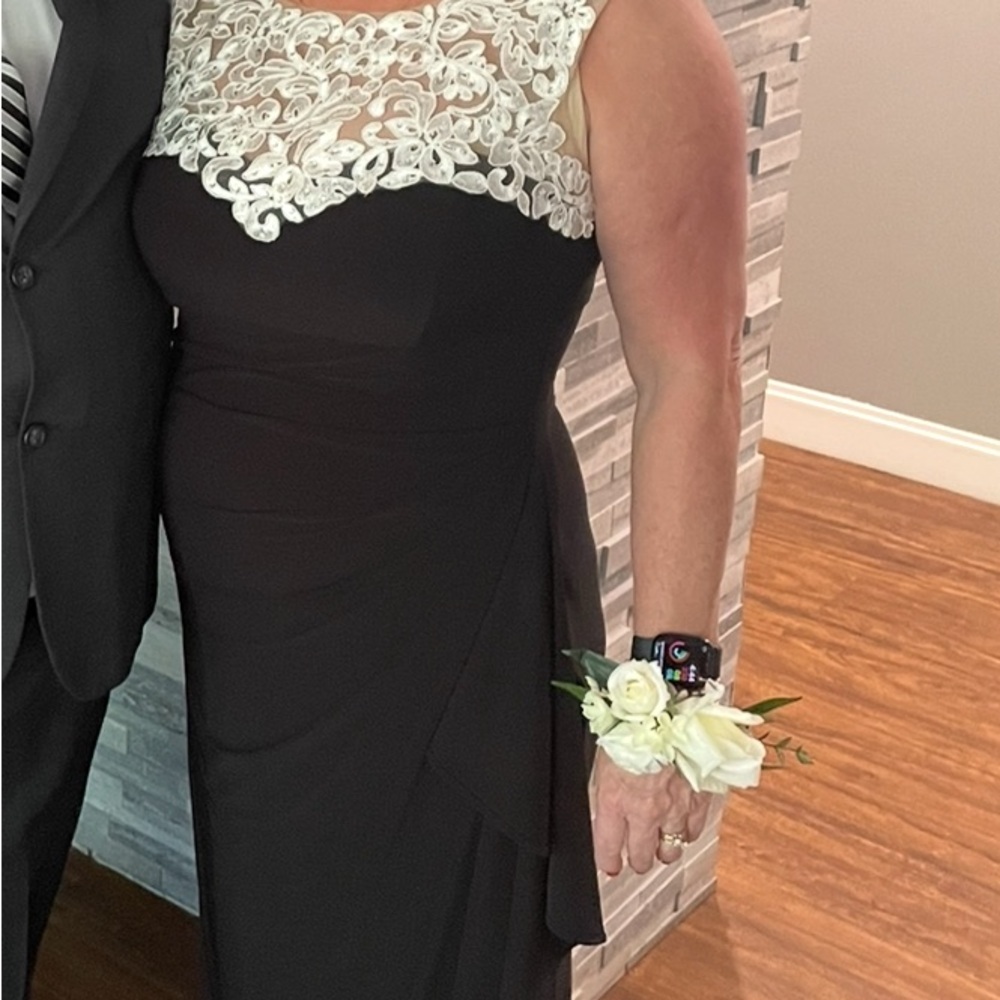 Elegant Black and White Lace Dress Mother of Bride or Evening Gown